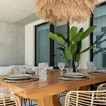 Lina By Sweet Aveiro *