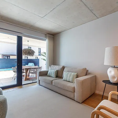 Lina By Sweet Aveiro